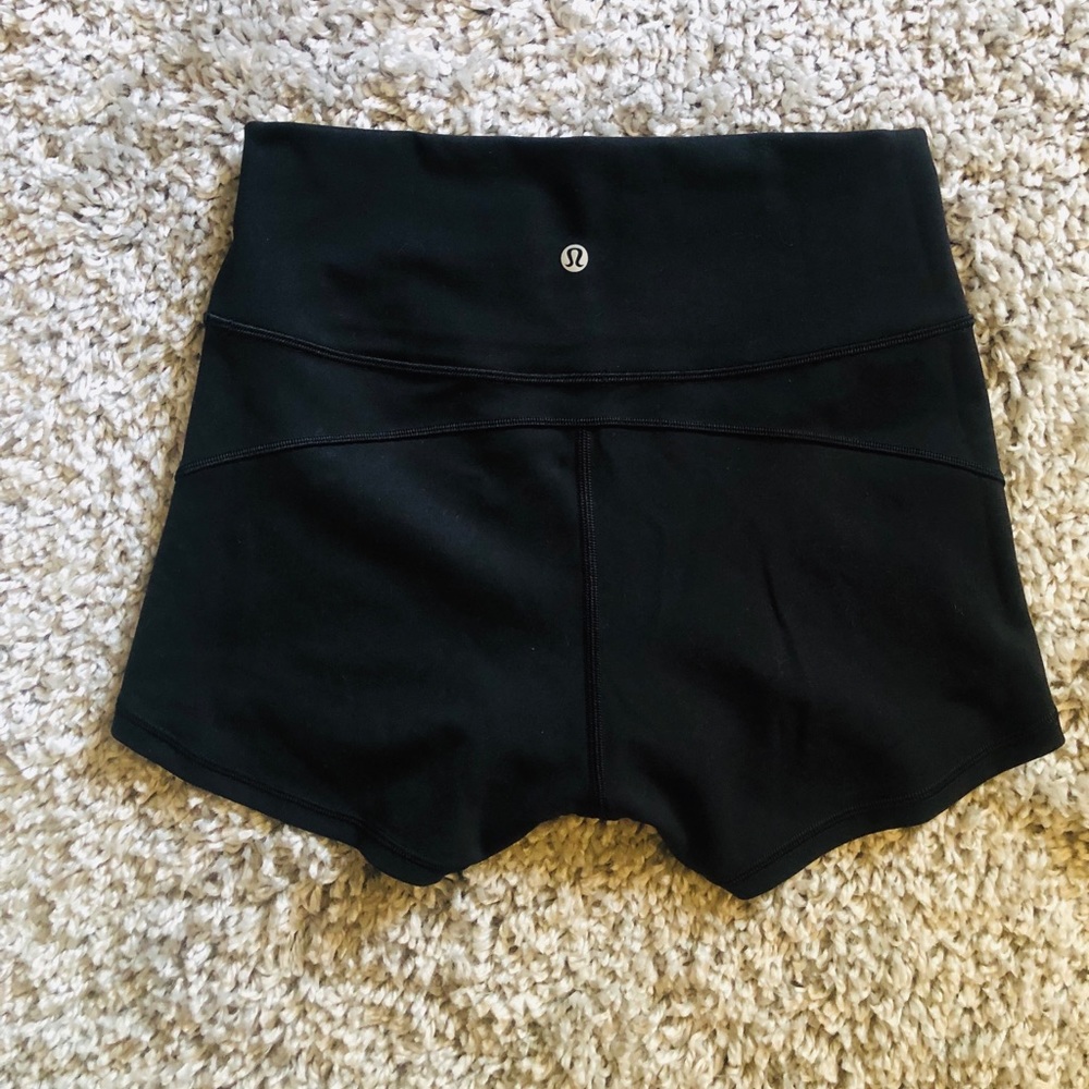 Lululemon align short